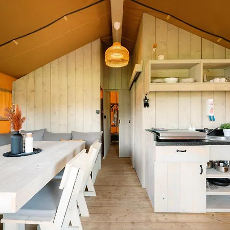 Safaritent Wood Xl Met Tuinzicht אוהל מפואר