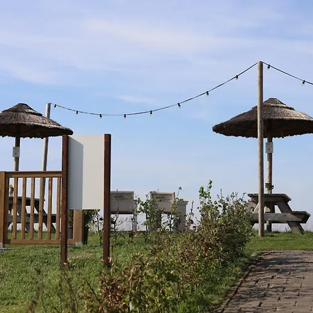 Safaritent Wood Xl Met Tuinzicht Luxury tent