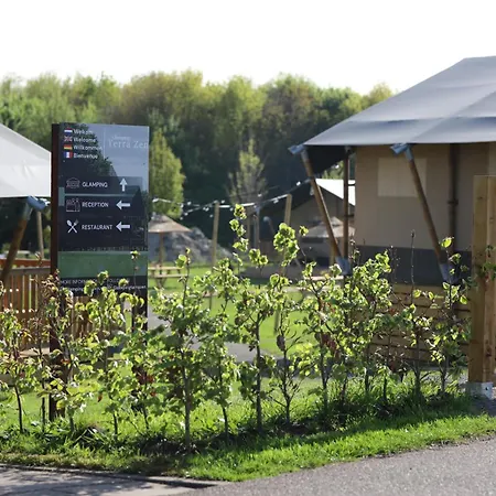 Luxury tent Safaritent Wood Xl Met Tuinzicht Nieuwe Wetering