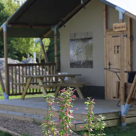 Safaritent Wood Xl Met Tuinzicht Luxury tent